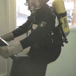 Belastung auf einem Fahrrad-Ergometer (mit einer voreingestellten Watt-Zahl ist eine bestimmte Zeit - abhängig vom Lebensalter - stetig durchzufahren)