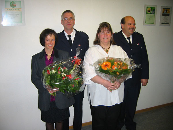 Links: Jens Albers mit Ehefrau.
Rechts: Bernd Johannsen mit Ehefrau.
