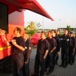 Die rollende Versorgung der FF Ottensen-Bahrenfeld unterstützte die Übenden Kameraden auf der Anfahrt mit Würstchen und Kartoffelsalat.