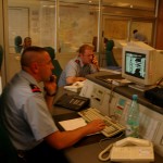 Ein Disponent in der Einsatzzentrale Paris