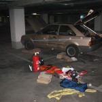 Der verunfallte PKW in der Tiefgarage<br>© FF Rönneburg