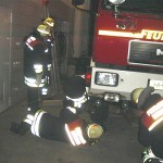 Dieser Vorderreifen wurde im Laufe der Nacht 14 Mal gewechselt. Anschließend an das Reifenwechseln gab es noch ein paar Fragen zum Thema und dann ging´s weiter zum zweiten von 10 Aufgabenpunkten.