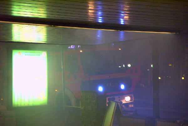 Verrauchung am Tunneleingang Jungfernstieg