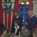 LBF Jonas bei seiner Ansprache und Übergabe einer Erinnerungstafel