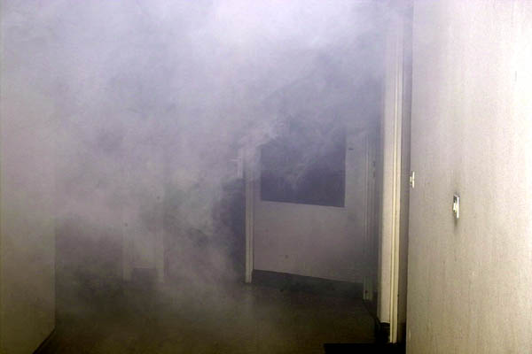 Das Treppenhaus im 6.OG ist vernebelt.