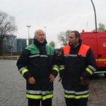 André Jänicke im Gespräch mit dem U-Dienst BRAR Storm <br>© FF Stellingen<br