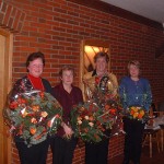 Auch den Frauen der ehemaligen DBERF sowie Fr. David wurde als Dank ein Blumenstrauss überreicht