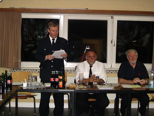 LBF/V-Süd, Werner Burmester verkündet das einstimmige Wahlergebnis