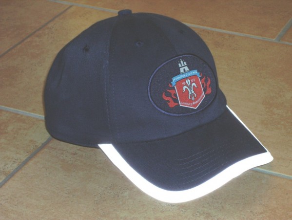 Das Cap mit dem Wappen der Neuengammer Wehr.