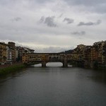 Der Ponte Vecchio, die älteste Brücke über den Arno in Florenz