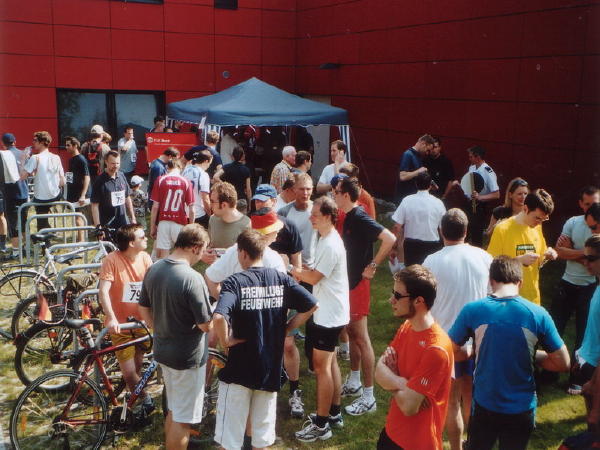 Der Sammelplatz mit dem Organisatorenzelt