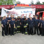 Auch Hamburger Schutzkleidung sieht gut aus- die Gruppe gemeinsam mit Bill Gresalfi, Dan Siraco und Ryan Traina<br>© FF Stellingen<br