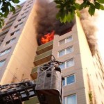 Das die Hochhausausbildung notwendig ist , zeigte ein Realeinsatz der Feuerwehr Hamburg im Mai 2003 im heutigen Übungsobjekt Dannerallee 11.
