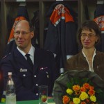 Jubilar Kay von Thienen und Ehefrau Marion lauschen den Worten der Redner