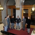 Am Fuße der großen Treppe