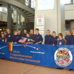 Empfang am Hamburger Flughafen am Sonntagmorgen, den 17. August.