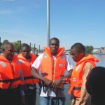 Das zweite Team wartet auf die Abfahrt der Sirius