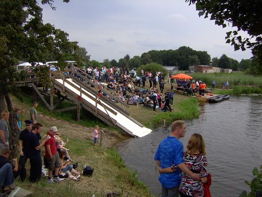 Auch die Rutsche durfte natürlich nicht fehlen... ©F. Elze