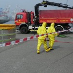 Auf dem Weg zur Skimmerüberprüfung am Kai © K. Dabelstein