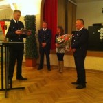 Die Ehrung durch den Wehrführer Heiner Meyns