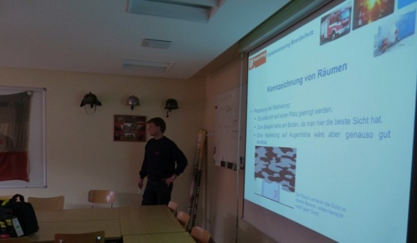 Foto: O.Wendt; Referent Jan Jürgensen in Aktion. Als Impulsgeber ein unverzichtbarer Bestandteil unserer Wehr
