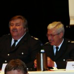 Landesbereichsführer Andre Wronski und Oberbranddirektor Klaus Maurer (re.)(c) AG MuK FF Hamburg