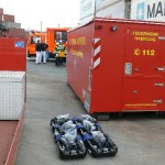 AB-LUF und AB-Schiffsbrandbekämpfung an der Einsatzstelle, im Vordergrund Langzeit-Atemschutzgeräte (c) MT AG MuK