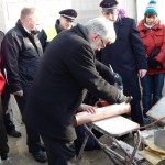 Zulöten der Kupferröhre durch Staatsrat Volker Schiek