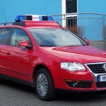 Frontansicht, gut zu sehen die zusätzliche LED-Frontwarnblitzleuchte