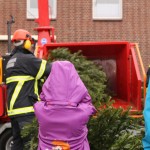 Der (laute) Schredder ist Attraktion für Jung & Alt