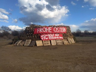 Osterfeuer der Freiwilligen Feuerwehr Billstedt-Horn