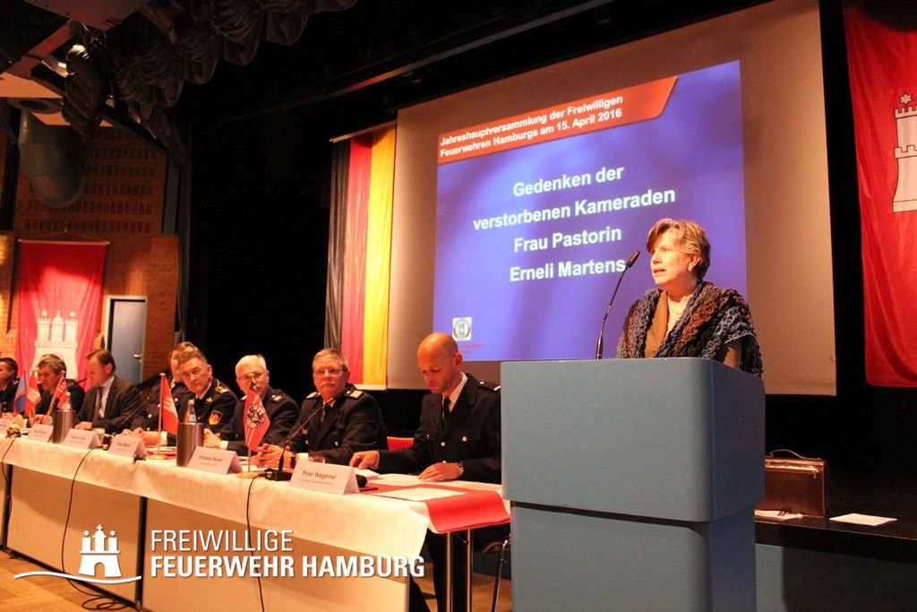 Ansprache der Feuerwehrpastorin Erneli Martens