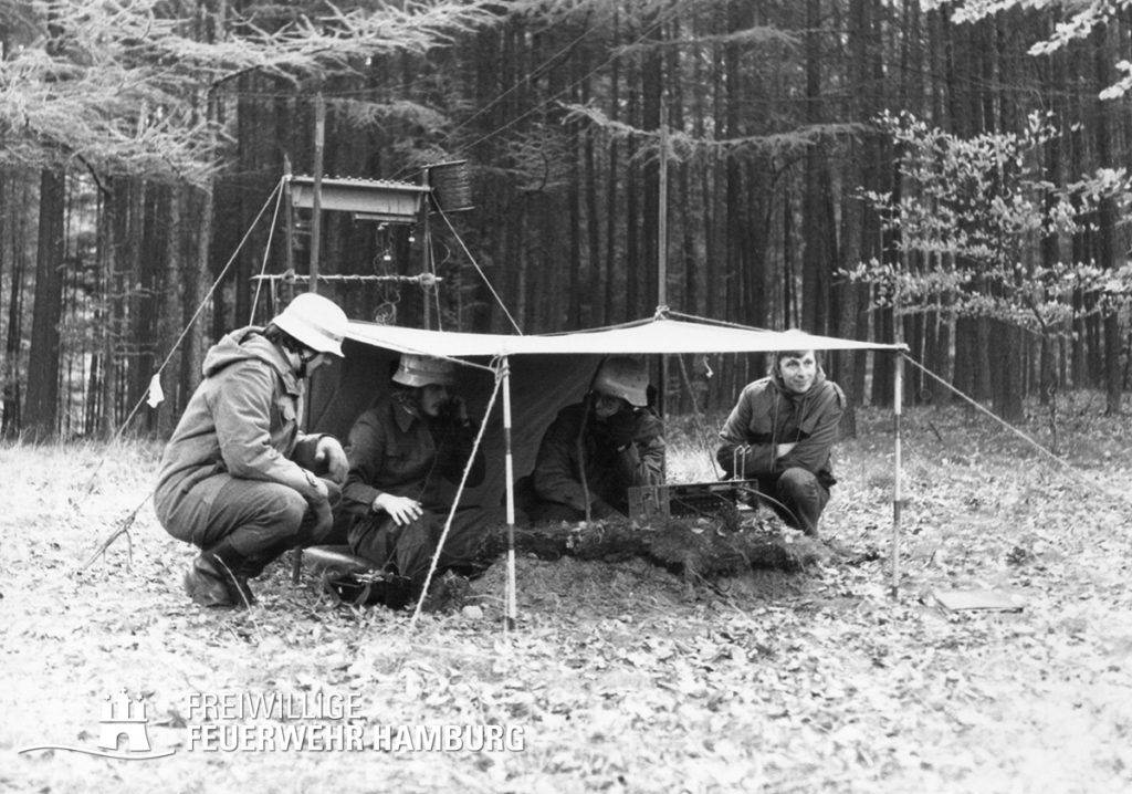 Eine Feld-Vermittlungsstelle im Winter