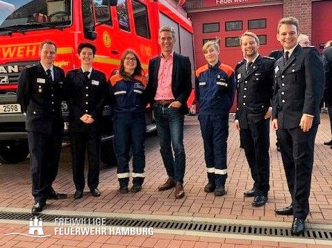 Wehrführung, JF-Führung, Bezirksamtsleitung Eimsbüttel.